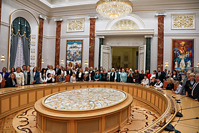 Они называют себя гвардией Президента Беларуси. Рассказываем о новых гостях Дворца Независимости