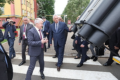 Президент Кубы посетил МТЗ