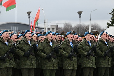 Белорусские военнослужащие принесли клятву на верность народу и Президенту