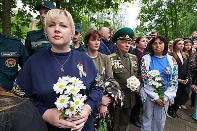 Останки расстрелянных в годы ВОВ 195 мирных жителей перезахоронили в Полоцке