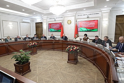 Сергеенко: законопроекты экономического блока следует подготавливать в максимально короткие сроки
