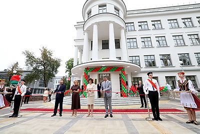 После реконструкции открылась одна из старейших школ Минска на ул.Красноармейской
