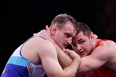 Белорусские борцы завоевали четыре золота на домашнем турнире памяти Караваева