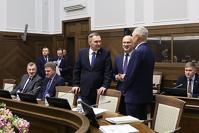 Сверить часы и обсудить ход подготовки. Турчин провел заседание оргкомитета ВНС