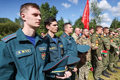 Останки 21 воина Красной армии перезахоронили в Витебском районе