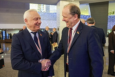 Второе заседание VII ВНС продолжает работу