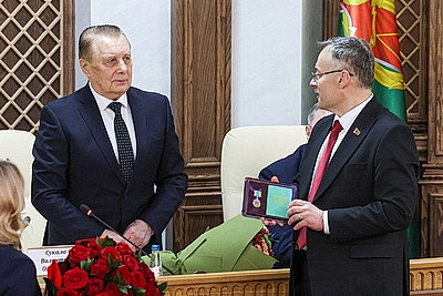 Нового руководителя представили коллективу Верховного Суда