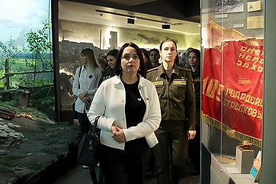 В Минске состоялась конференция \"Женское лицо Победы\"