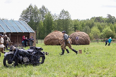 Музей под открытым небом. В Ивановском районе воссоздали один день из жизни партизан