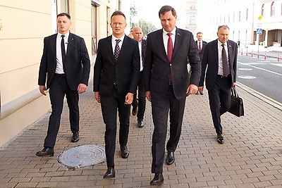 Форум представителей бизнеса Беларуси и Венгрии проходит в Минске