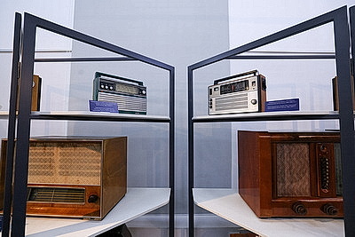 Выставка \"Внимание! Говорит Минск\" открылась к вековому юбилею национального радиовещания в столице