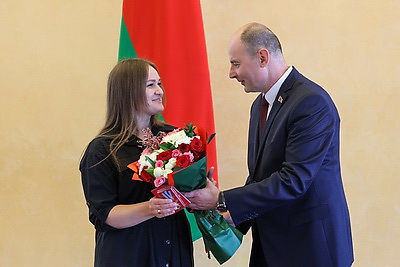 Многодетным жительницам Минской области вручили орден Матери