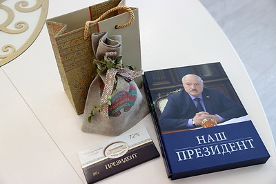 Школьница из Гомельского района получила семена арбуза от Президента