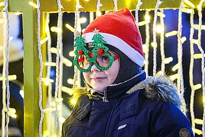 Новогодняя иллюминация превратила столицу в зимнюю сказку