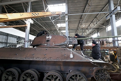 Ходовую копию танка Т-34 создают на \"Линии Сталина\"