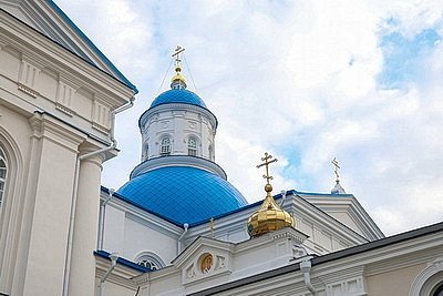 Лукашенко посетил монастырь в Жировичах