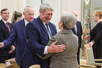 \"Они в строю и делятся опытом с молодежью\". Кочанова о белорусах старшего поколения