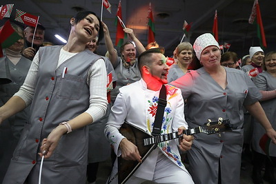 \"Разам працуем, разам спяваем!\": проект \"Марафона единства\" проходит в Гродно