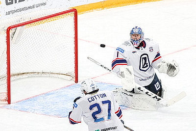 Хоккеисты \"Динамо\" прервали победную серию в матче против \"Лады\"
