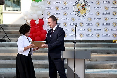 Образование - важнейший приоритет государства. Турчин открыл начальную школу в Слуцке