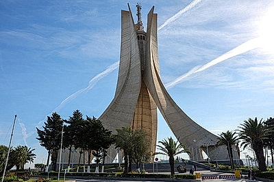 Бескрайние пески Сахары и буйство зелени. Контрастный и разнообразный Алжир