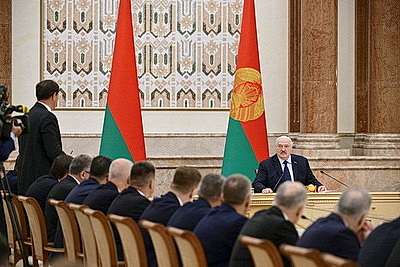 Лукашенко собрал совещание с руководителями дипломатических представительств Беларуси