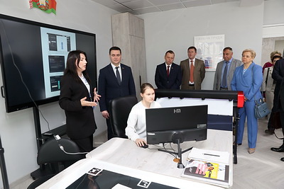 Обновленный центр компетенций открыли в колледже бытового обслуживания в Гомеле