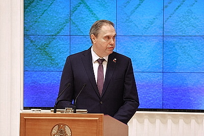 Лукашенко собрал большое совещание по развитию научной сферы