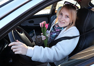 \"Непередаваемые эмоции!\". Сотрудники ГАИ поздравили витебских автоледи