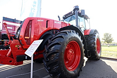 Масштабная выставка техники и множество развлечений. День машиностроителя празднуют в Бресте