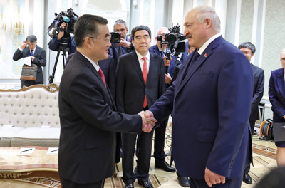 Лукашенко: Беларусь готова развивать сотрудничество с Китаем, реализуя совместные проекты