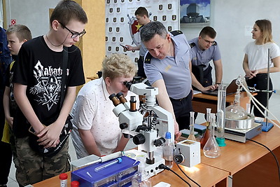 Узнать о работе судэксперта. Криминалистический квест для ребят провели в войсковой части 3214