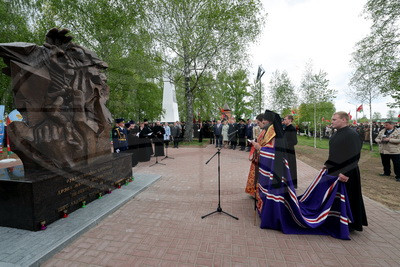 Памятный знак жертвам геноцида белорусского народа \"Древо жизни\" открыли в Витебске