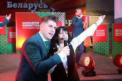 \"Разам працуем, разам спяваем!\": проект \"Марафона единства\" проходит в Гродно