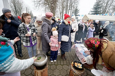 \"Разам спяваць и вясну-красну гукаць\". В Гродненском районе прошел праздник \"Гуканне вясны\"