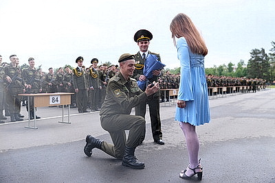 Более 2,5 тыс. новобранцев приняли военную присягу в 72-м ОУЦ