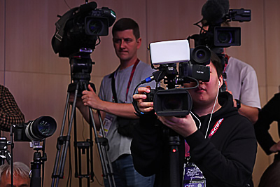 Пресс-конференции и брифинги для конкурсантов состоялись на \"Интервидении\"