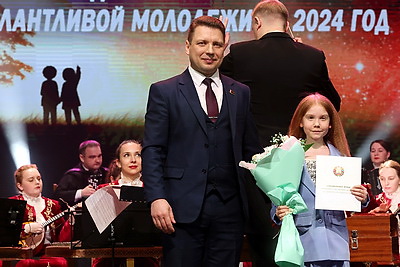 На одной сцене - профессионалы и молодежь. В Могилеве прошел областной культурный проект-концерт