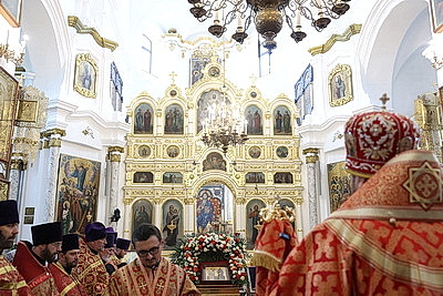 Божественная литургия и крестный ход состоялись в Минске в День славянской письменности и культуры