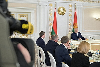 Лукашенко провел совещание с руководством Совмина