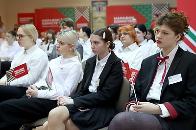 \"Никто, кроме вас, не изберет ваше будущее\". Перцов о выборах на \"НЕскучной НЕлекции\" в колледже