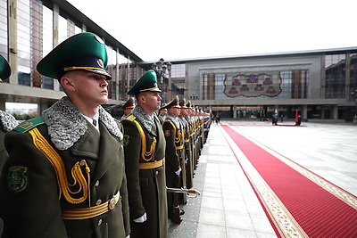 Встреча Лукашенко и премьер-министра Пакистана Шахбаза Шарифа проходит во Дворце Независимости