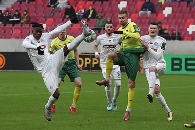 Футболисты минского \"Динамо\" сыграли вничью с чемпионами Беларуси