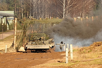 Борьба с дронами и бой в лесу. В Лепельском районе проходит оперативный сбор командного состава ВС