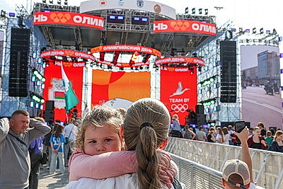 \"Рекорд посещаемости бьется каждый год\". У Дворца спорта отмечают Олимпийский день