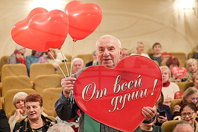 \"Возвращает в молодость\". В Витебске стартовала акция \"От всей души\"