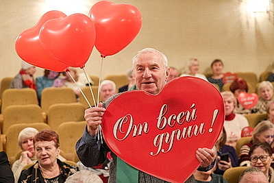 \"Возвращает в молодость\". В Витебске стартовала акция \"От всей души\"
