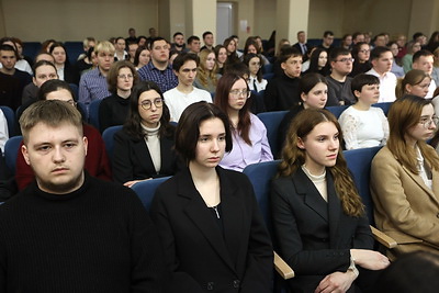 Сергеенко встретился с преподавателями и студентами Витебской академии ветеринарной медицины