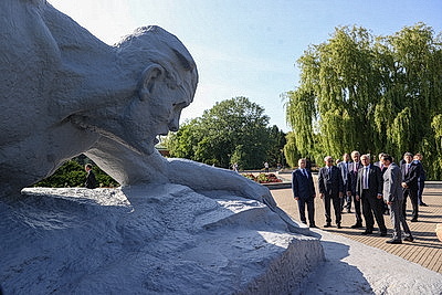 Сергеенко и Володин посетили Брестскую крепость