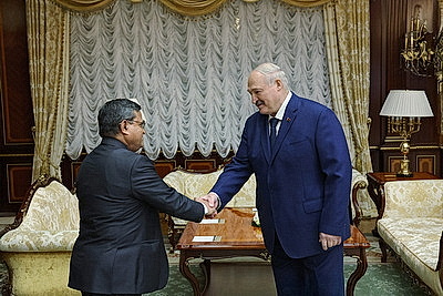 Лукашенко провел встречу с послом Индии
